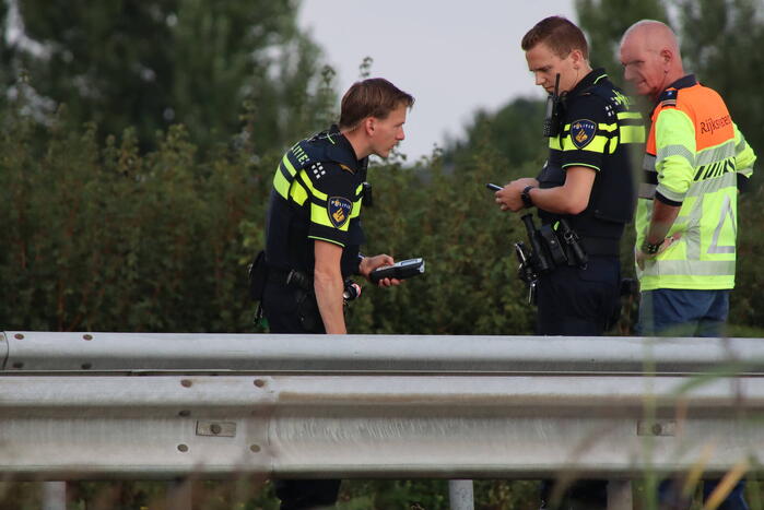 Lange file na verkeersongeval op snelweg