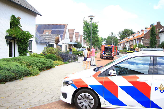 Bewoners blussen mee bij brand groenperk