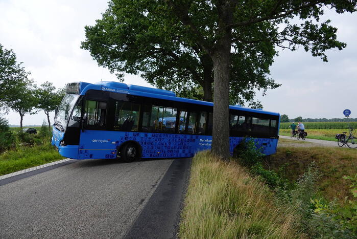 Buschauffeur van Arriva maakt inschattingsfout