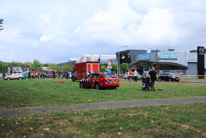 Zeer grote brand in bedrijfsverzamelgebouw