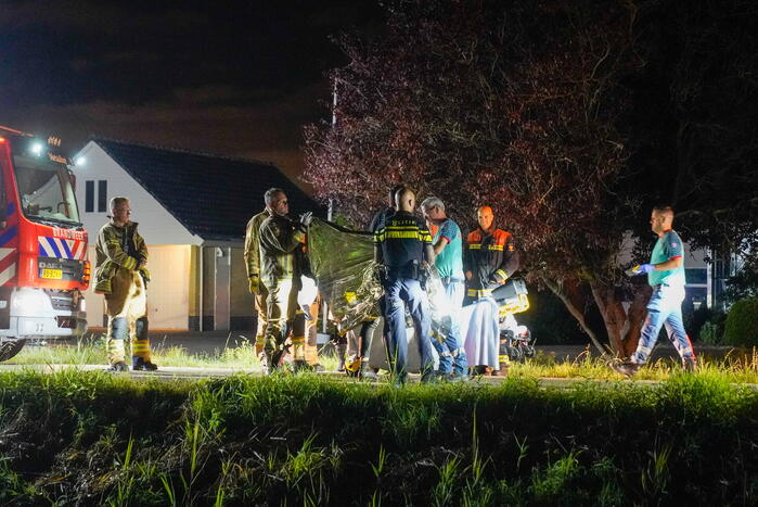 Persoon gewond na val in water