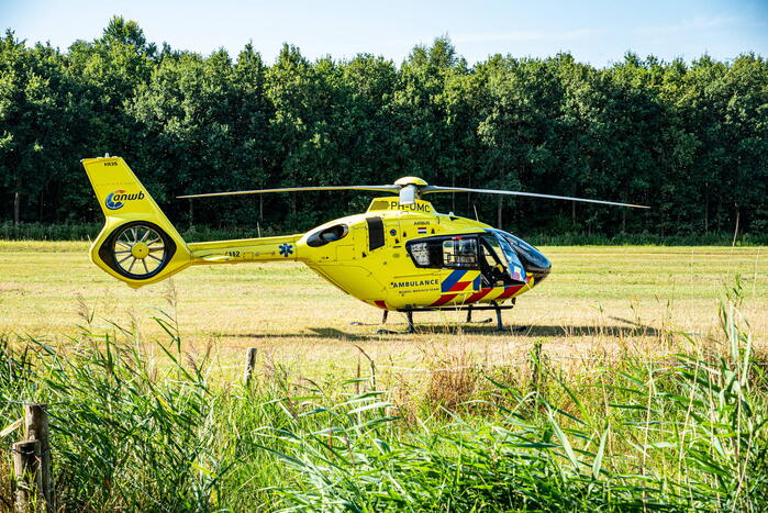 Wielrenner gewond na val op fietspad