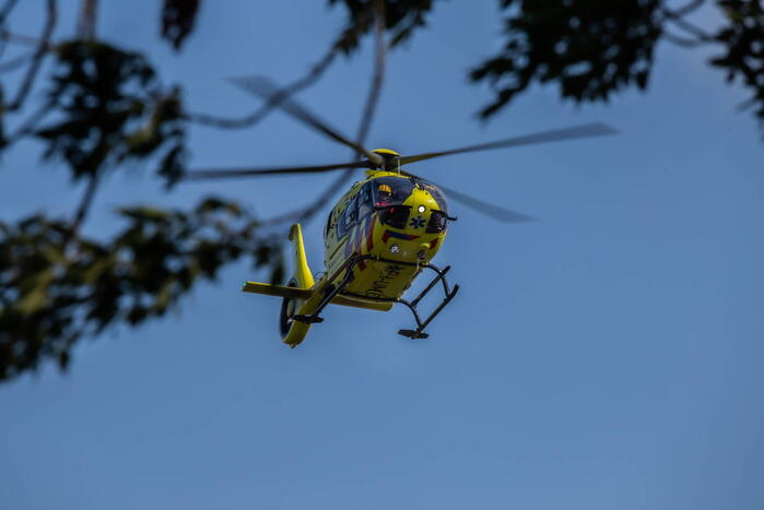 Mevrouw in gezicht getrapt door paard