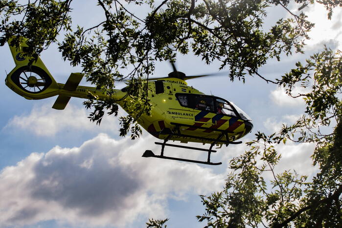 Mevrouw in gezicht getrapt door paard