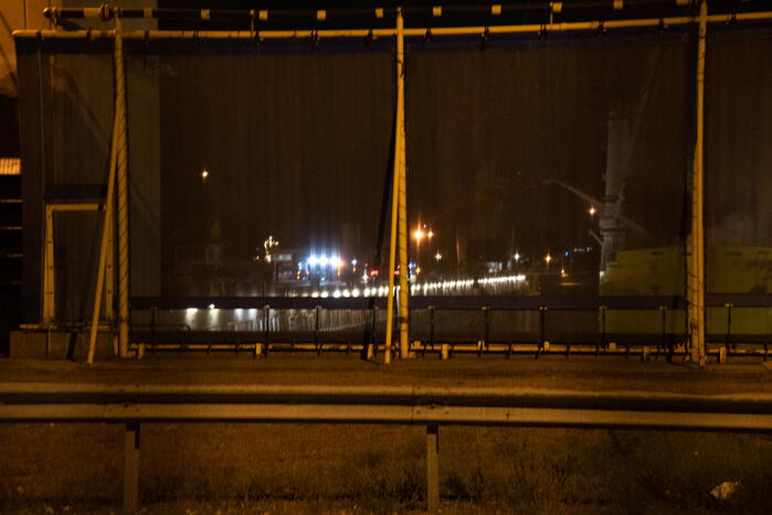 Veel rookontwikkeling bij brand op schip