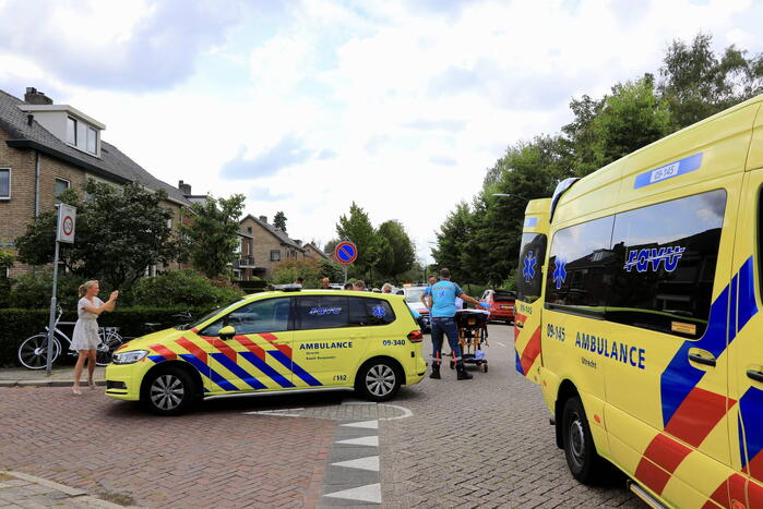 Motorrijder en scooterrijder gewond bij botsing