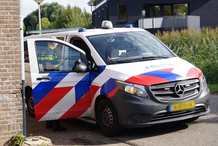 Drie verdachten op de vlucht na overval op Wibra