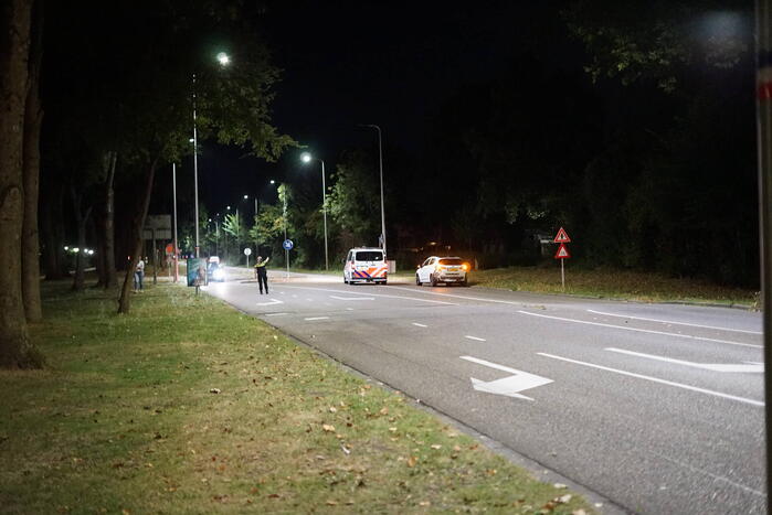 Scooterrijder aangereden door personenauto