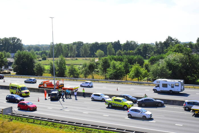 Meerdere voertuigen betrokken bij verkeersongeval op snelweg
