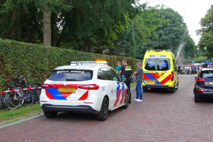 Moeder en kind gewond na val met fiets