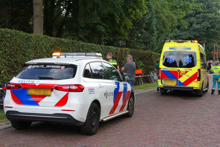 Moeder en kind gewond na val met fiets