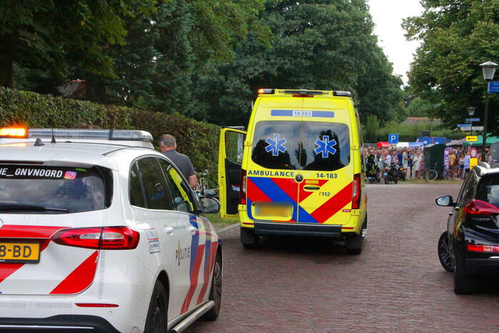 Moeder en kind gewond na val met fiets