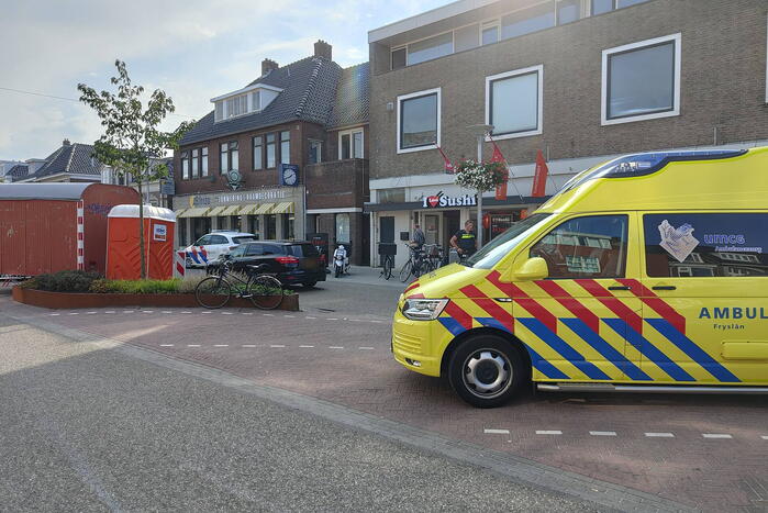 Fietsster en auto botsen op elkaar