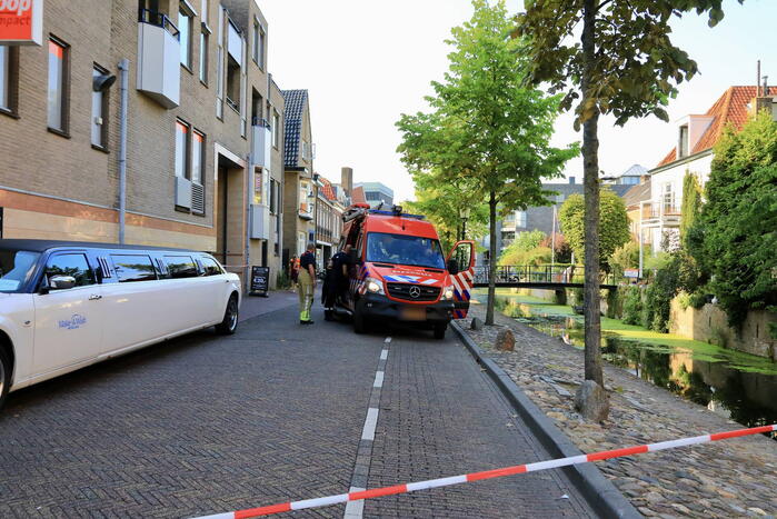 Omstanders redden te water geraakte fietser