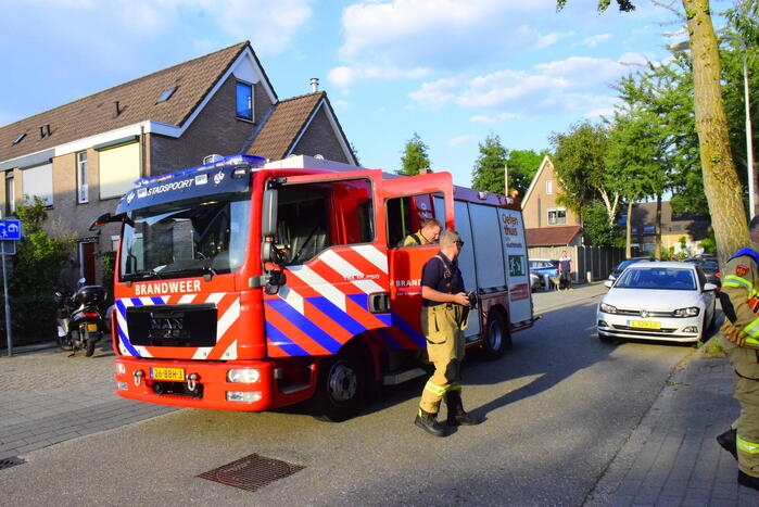 Bakpapier in oven vat vlam