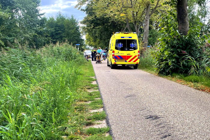 Fietser gevallen op asfalt