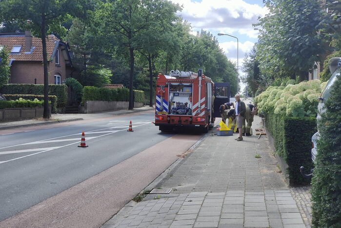 Brandweerwagen onderweg naar brand in botsing met auto