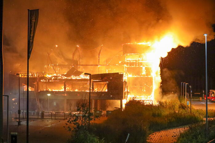 Wegrestaurant Onderweg verwoest door uitslaande brand