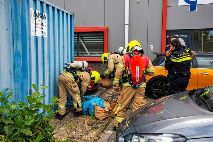 Brandweer doet onderzoek naar gedumpt afval