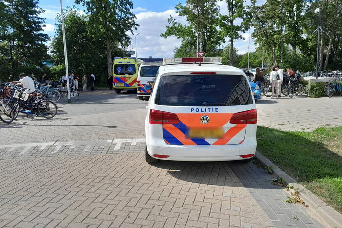 Fietsster gewond na verkeersongeval met auto