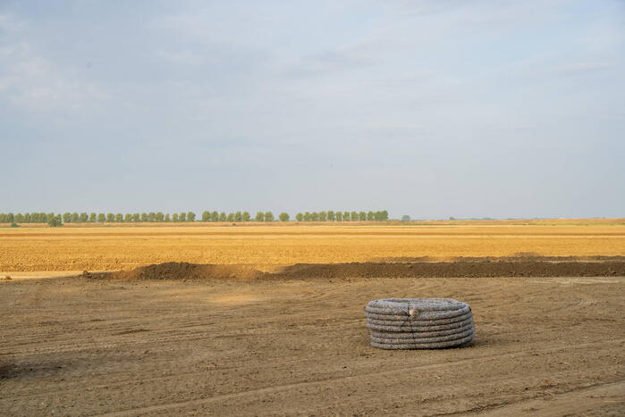 Drainagemachine trekt hoofdgasleiding stuk