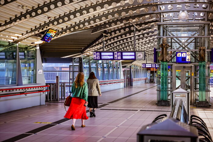 NS-station praktisch uitgestorven, treinverkeer ligt plat op vierde stakingsdag