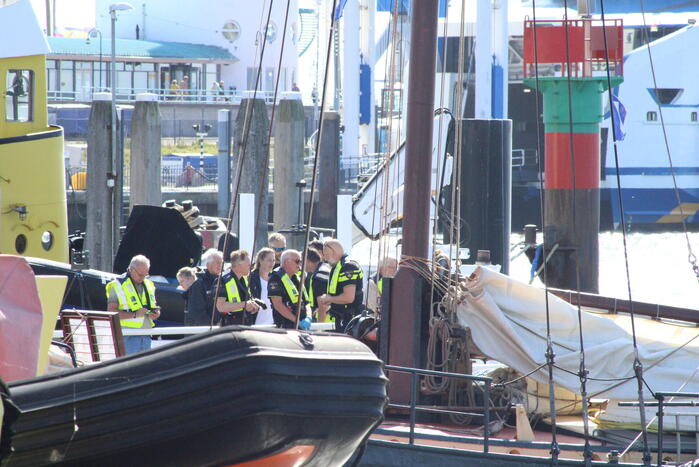 Minderjarig meisje overleden op schip door afgebroken giek