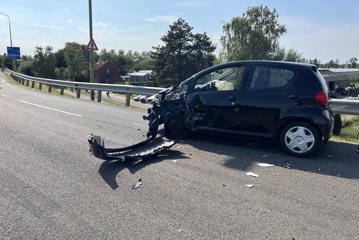 Gewonden bij frontale aanrijding