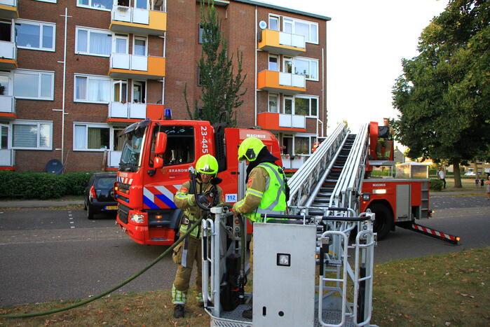 Brandweer verricht onderzoek naar brandmelding