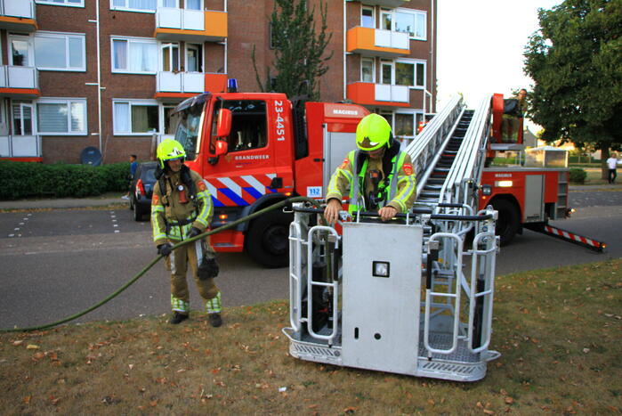 Brandweer verricht onderzoek naar brandmelding