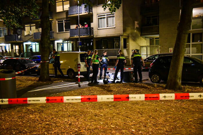 Persoon neergestoken na ruzie op straat