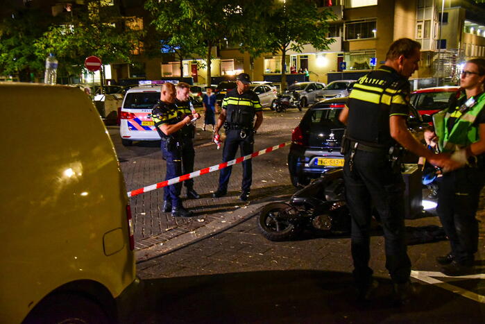 Persoon neergestoken na ruzie op straat