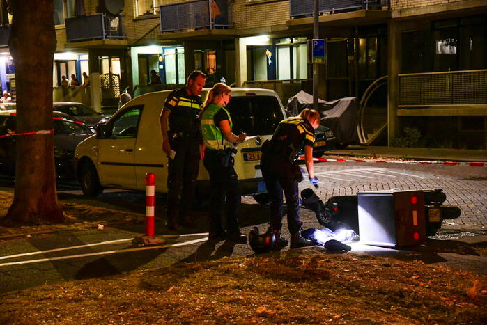 Persoon neergestoken na ruzie op straat