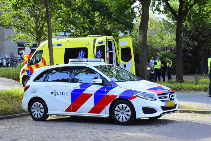 Fietsster en scooter botsen op eerste schooldag