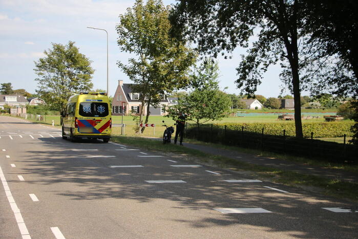 Bestuurder elektrische scooter gewond na val