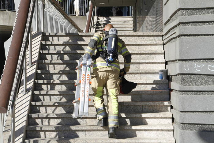 De nieuwe bibliotheek ontruim vanwege brand