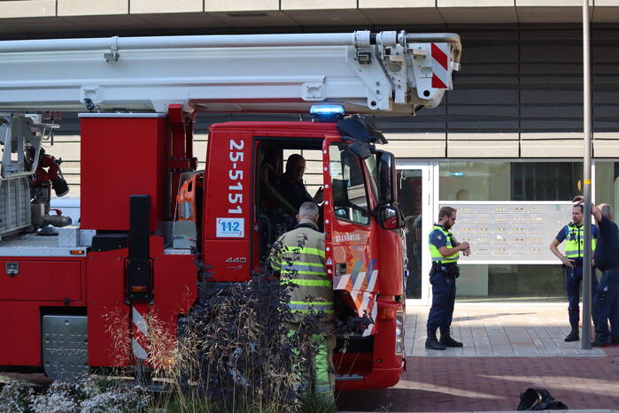 De nieuwe bibliotheek ontruim vanwege brand
