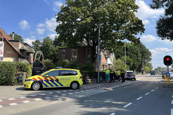Aanrijding tussen scooter en fietser