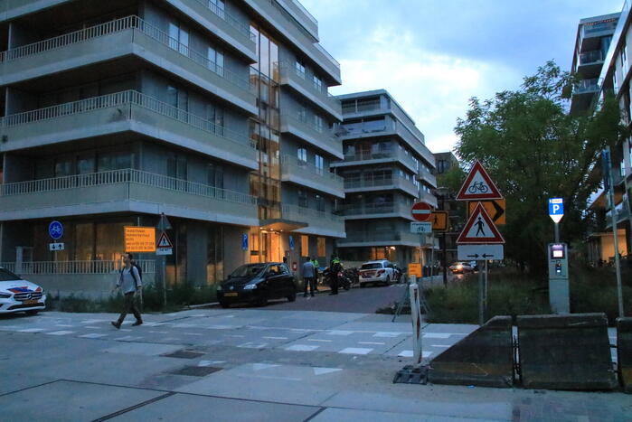 Arrestatieteam ingezet in flatgebouw