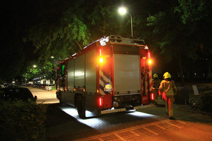 Brandweer doet onderzoek naar hinderlijke brandlucht