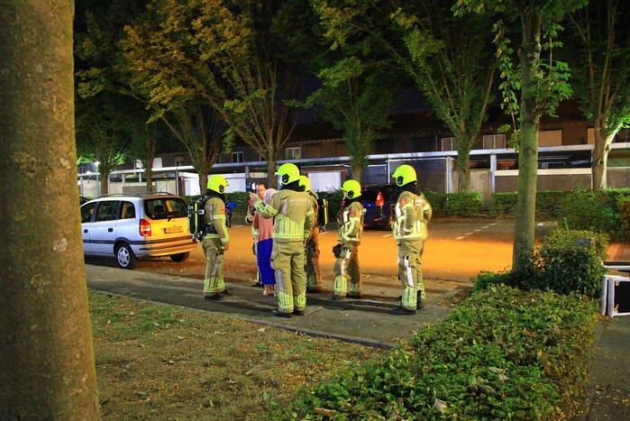 Brandweer doet onderzoek naar hinderlijke brandlucht