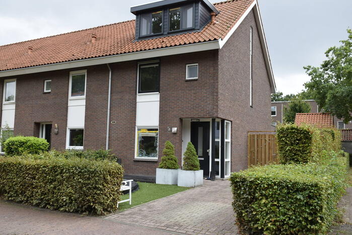 Explosief afgegaan bij woning