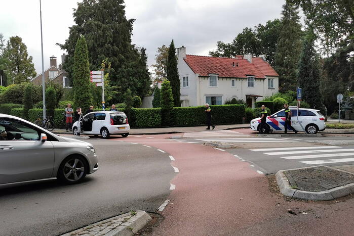 Fietser gewond bij botsing op rotonde