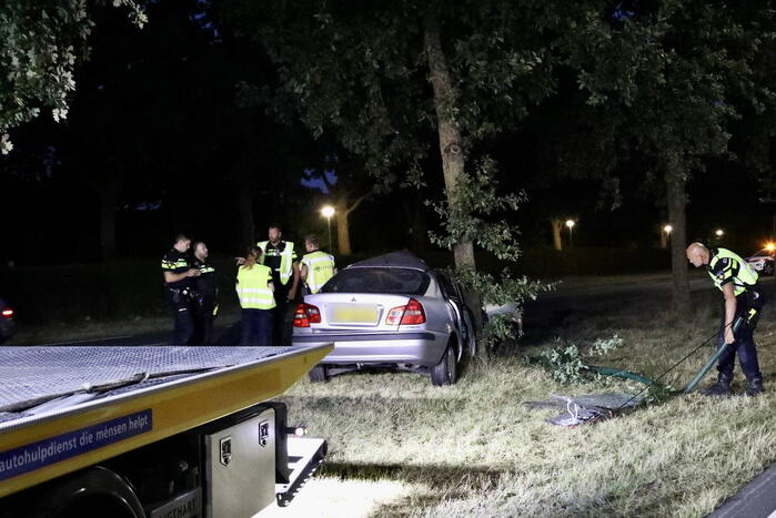 Persoon bekneld na ernstig ongeval