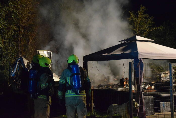 Stacaravan volledig uitgebrand op camping
