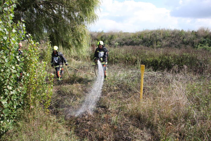 Bermbrand snel onder controle