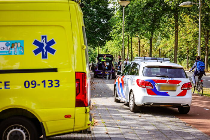 Bestuurder van auto geladen met lachgas ziet fietser over het hoofd