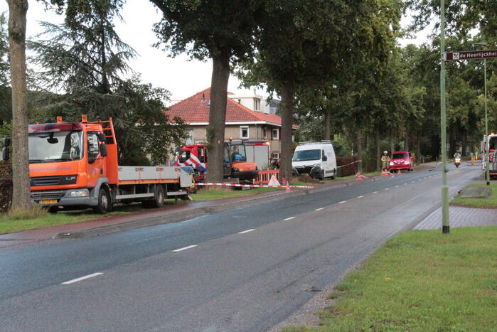 Gasleiding geraakt bij graafwerkzaamheden