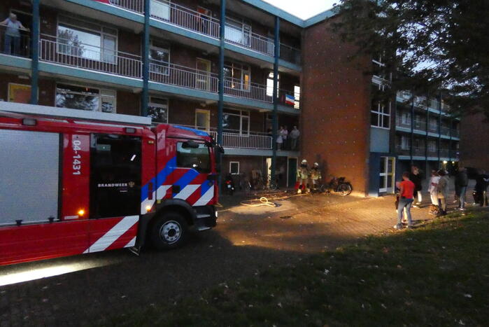 Brand in flatgebouw snel onder controle