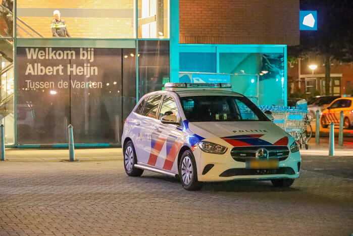 Twee jonge overvallers gezocht na overval Albert Heijn